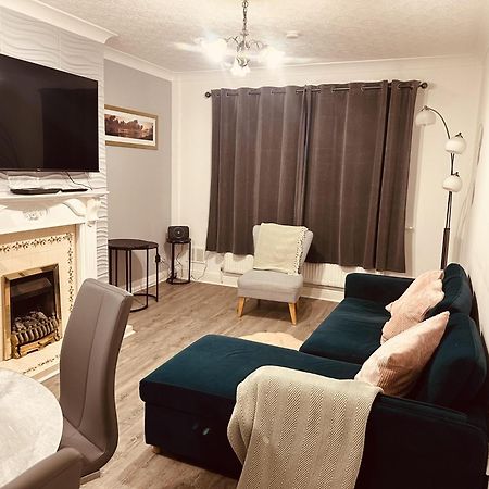 Come & Unwind In Charming 5 Bed House In Blackburn Blackburn  Eksteriør bilde