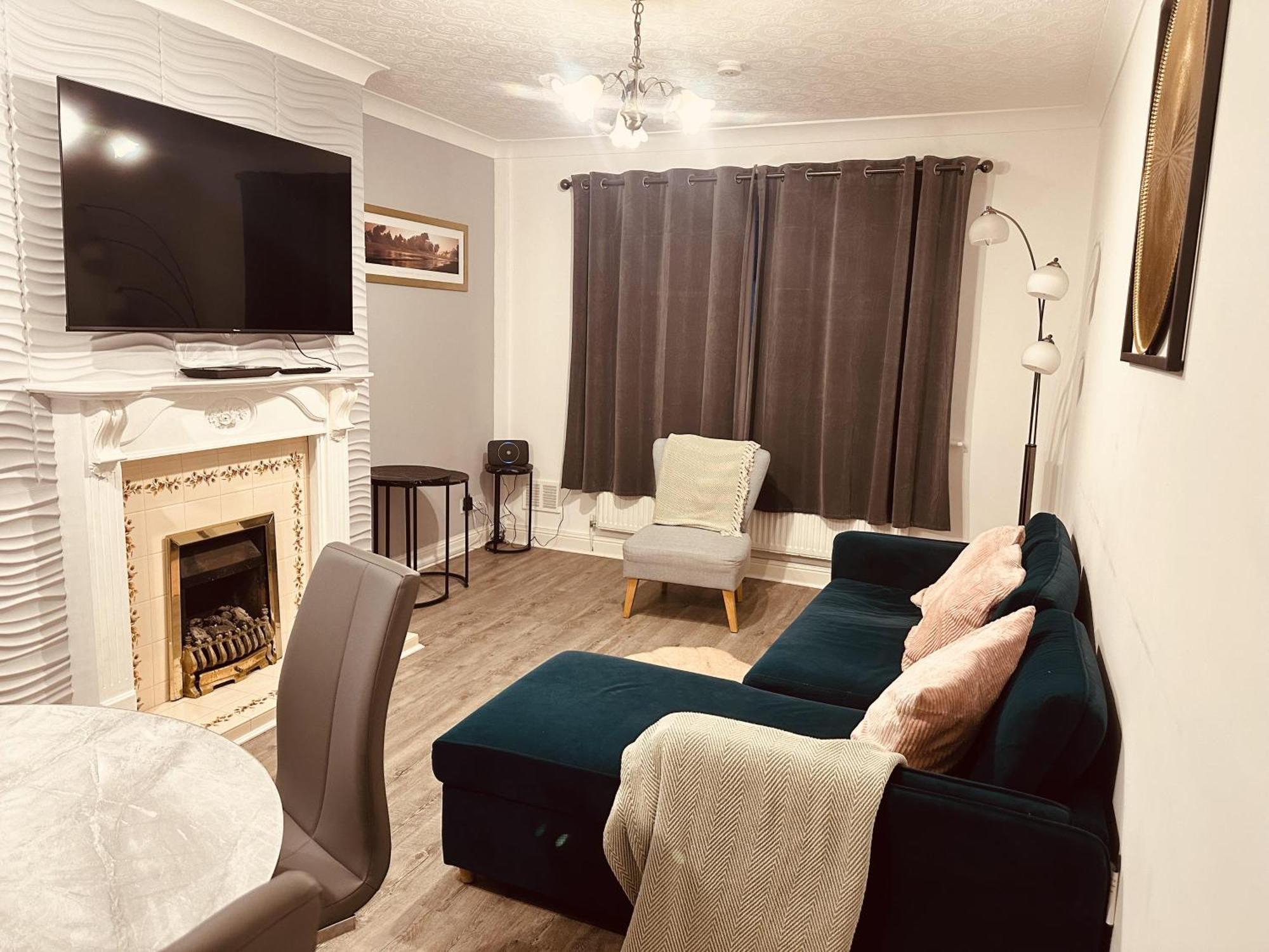 Come & Unwind In Charming 5 Bed House In Blackburn Blackburn  Eksteriør bilde
